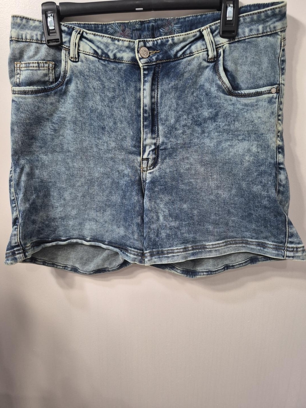 Women's Acid Wash Blue Denim Jean Shorts